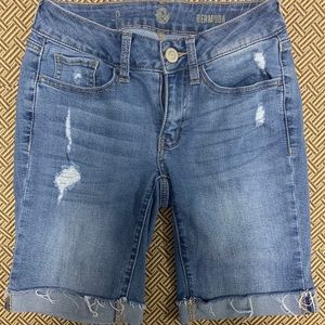 Women’s jean shorts